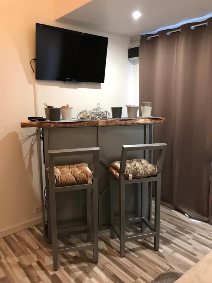 Chambres D'Hotes Les Oliviers - Marignane Esterno foto