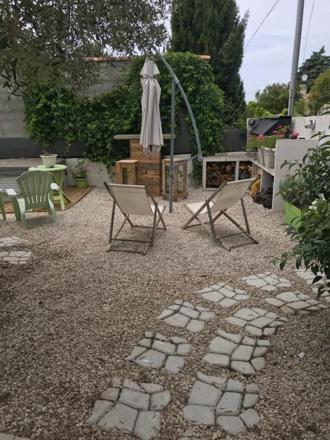 Chambres D'Hotes Les Oliviers - Marignane Esterno foto