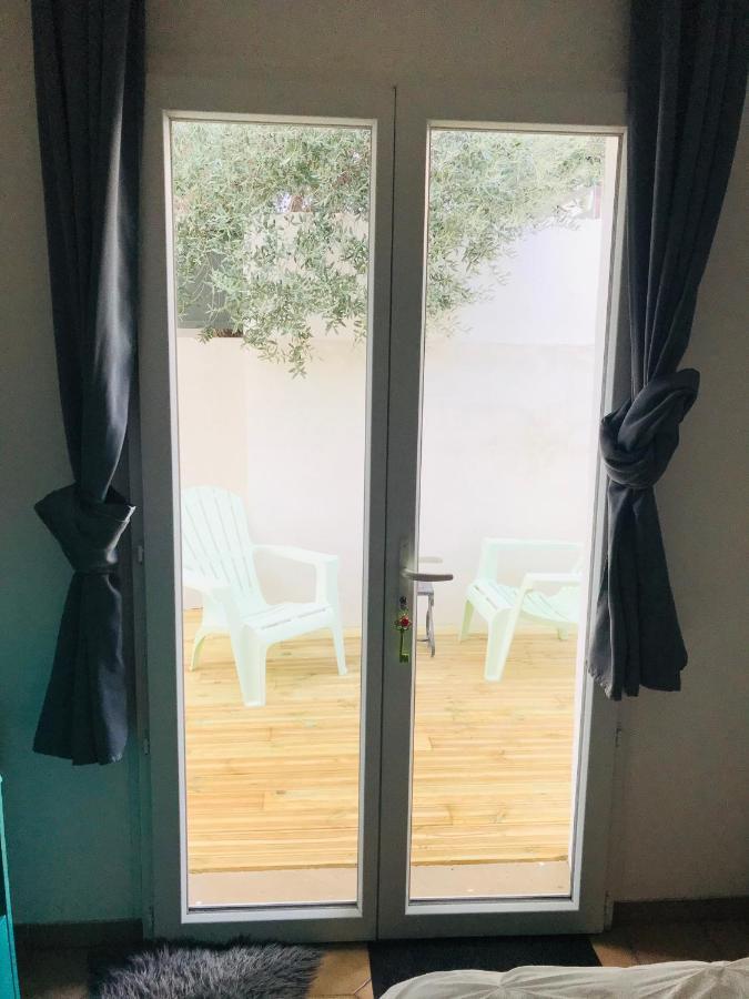 Chambres D'Hotes Les Oliviers - Marignane Esterno foto